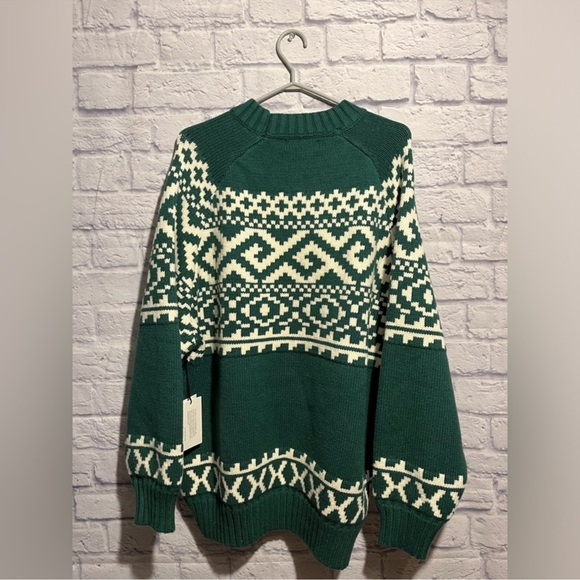 ✨Host Pick✨ Brunette The Label Fair Isle Forest Green Sweater Size M/L - Picture 6 of 10